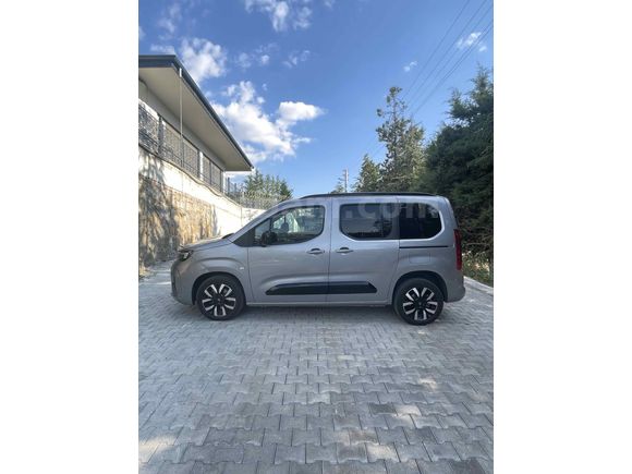 HATASIZ BOYASIZ DÜŞÜK KM SERVİS BAKIMLI COMBO ULTIMATE 1.5D AT8