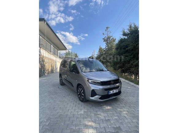 HATASIZ BOYASIZ DÜŞÜK KM SERVİS BAKIMLI COMBO ULTIMATE 1.5D AT8