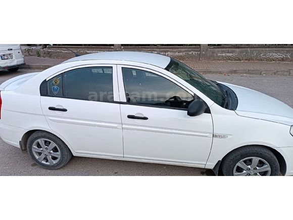 Sahibinden Hyundai Accent Era 1.4 Team 2011 Model