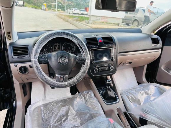 BOYASIZ HATASIZ YENİ MUAYENELİ JETTA