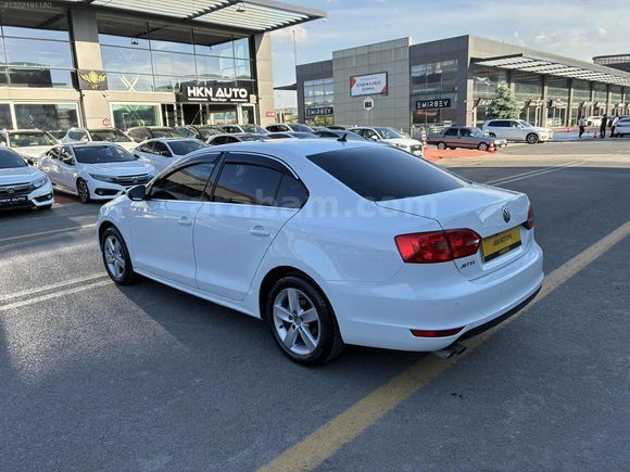 78.000 BİN KİLOMETREDE 2014 MODEL MASRAFSIZ JETTA