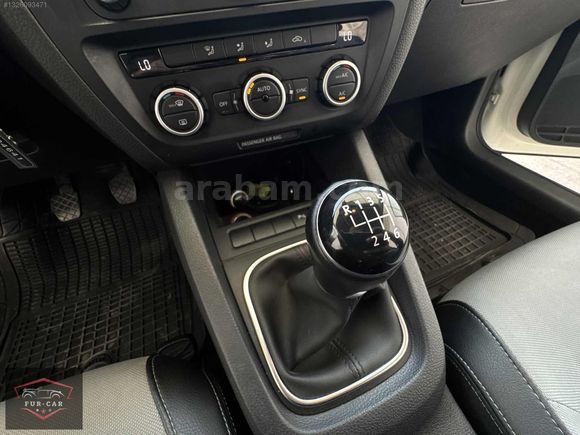 **2012 1.4 TSİ HİGHLİNE JETTA FULL YETKİLİ SERVİS BAKIMLI**