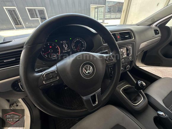 **2012 1.4 TSİ HİGHLİNE JETTA FULL YETKİLİ SERVİS BAKIMLI**