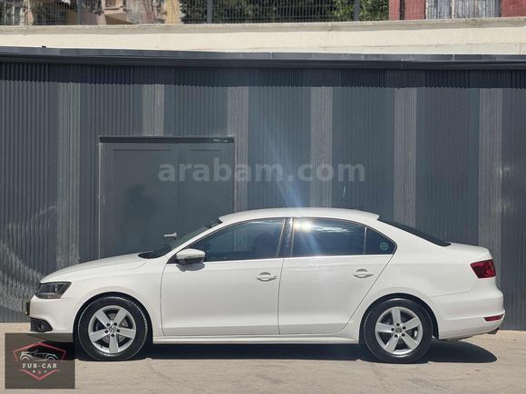 **2012 1.4 TSİ HİGHLİNE JETTA FULL YETKİLİ SERVİS BAKIMLI**