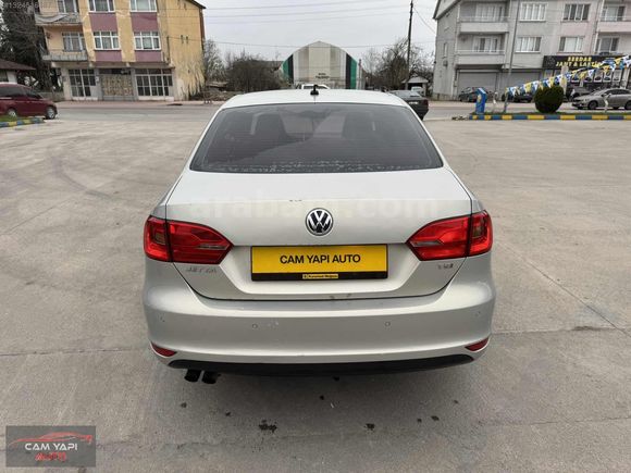 CAM YAPI AUTODAN BAKIMLI ÖZEL RENK AİLE ARACI