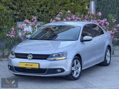 144.xxx Km + 1.4 Tsi Jetta + 200 BİN PEŞİN 36 AY KREDİ