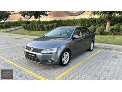 85.000 KM-DEĞİŞENSİZ-2013 VW JETTA 1.4 TSI COMFORTLİNE-48AY TKST