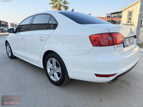 2013 OTOMATİK DEGİŞENSİZ ORJİNAL KM