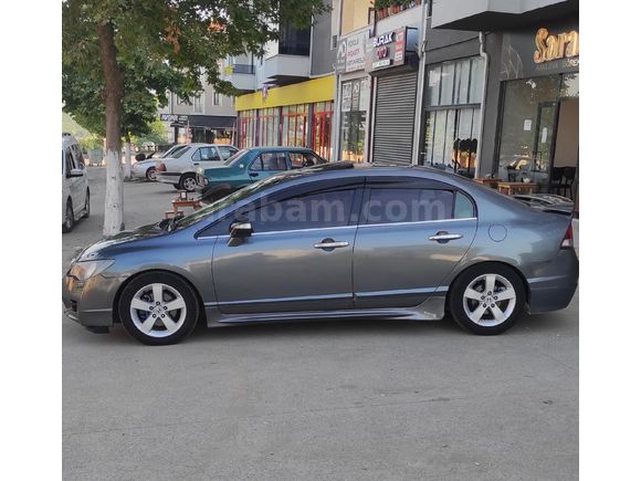 Sahibinden Honda Civic 1.6i VTEC Elegance 2011 Model