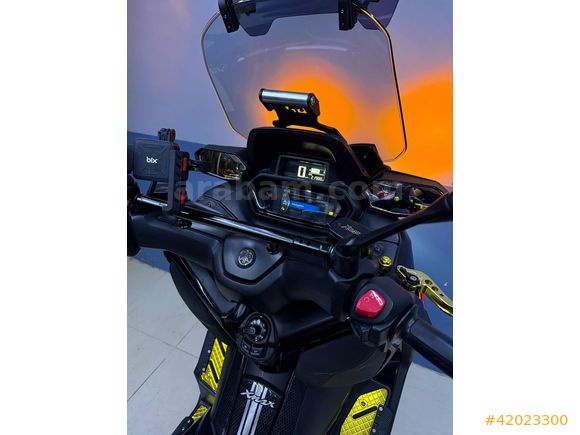 Motoroma'dan / Yamaha X-Max 250 Tech Max / Kredi K. ve Takas