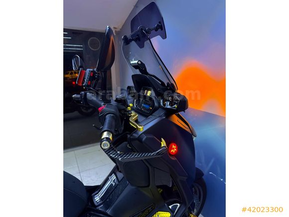 Motoroma'dan / Yamaha X-Max 250 Tech Max / Kredi K. ve Takas