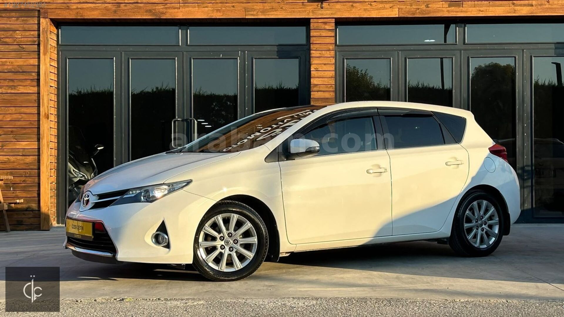 2015 TOYOTA AURİS 1.6 ADVNCE SKYPCK 68.000 KM DEĞİŞNSİZ CAM TAVN Acil 3