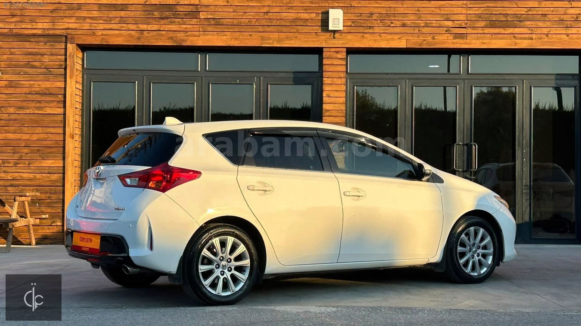 2015 TOYOTA AURİS 1.6 ADVNCE SKYPCK 68.000 KM DEĞİŞNSİZ CAM TAVN Acil 2