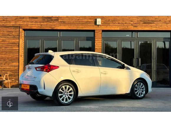 2015 TOYOTA AURİS 1.6 ADVANCE SKYPACK MULTİDRİVE S CAM TAVAN