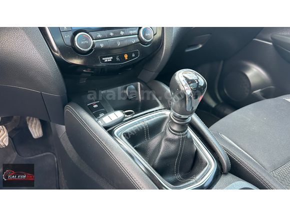 2017 MODEL QASHQAİ 1.5 DCİ SKY PACK CAM TAVANLI HATASIZ BOYASIZZ