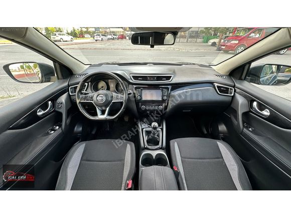 2017 MODEL QASHQAİ 1.5 DCİ SKY PACK CAM TAVANLI HATASIZ BOYASIZZ