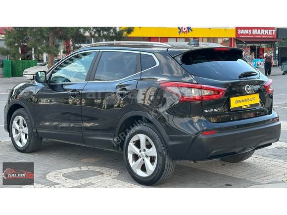 2017 MODEL QASHQAİ 1.5 DCİ SKY PACK CAM TAVANLI HATASIZ BOYASIZZ