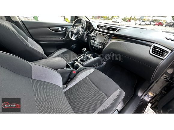 2017 MODEL QASHQAİ 1.5 DCİ SKY PACK CAM TAVANLI HATASIZ BOYASIZZ