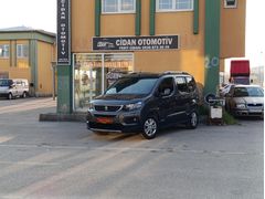 Galeriden Peugeot Rifter 1.5 BlueHDI Allure 2020 Model Van