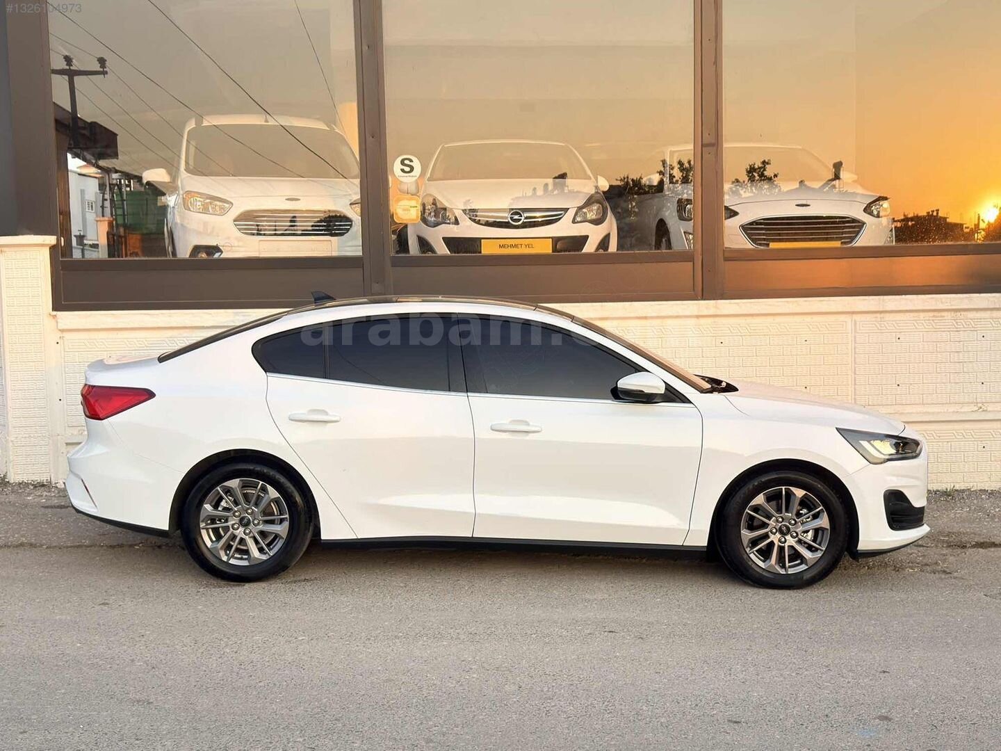 Galeriden Ford Focus 1.5 TDCi Titanium 2024 Model Antalya 14.000 km Beyaz 5