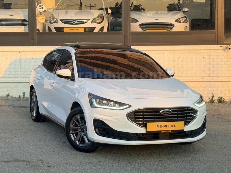 Galeriden Ford Focus 1.5 TDCi Titanium 2024 Model Antalya 14.000 km Beyaz