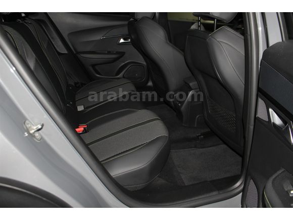 2025 PEUGEOT 2008 1.2 PURETECH GT EAT8 