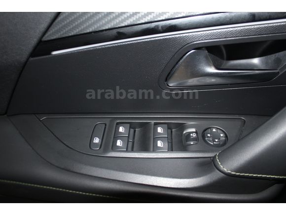 2025 PEUGEOT 2008 1.2 PURETECH GT EAT8 