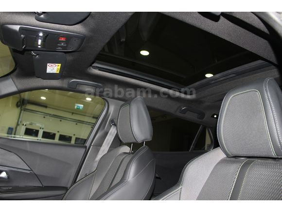 2025 PEUGEOT 2008 1.2 PURETECH GT EAT8 