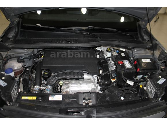 2025 PEUGEOT 2008 1.2 PURETECH GT EAT8 