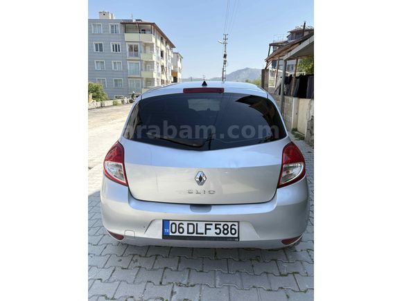 Sahibinden Renault Clio 1.5 dCi Expression 2010 Model  182.000 km Gri