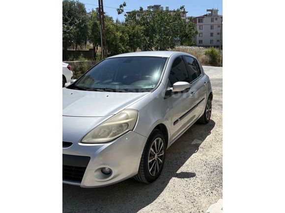 Sahibinden Renault Clio 1.5 dCi Expression 2010 Model  182.000 km Gri