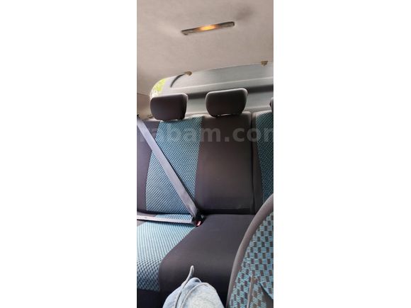 Sahibinden Renault Laguna 1.6 Expression 2008 Model İstanbul 94.000 km Yeşil