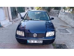 Sahibinden Volkswagen Bora 1.6 Comfortline 2003 Model  215.000 km Mavi