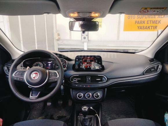 Sahibinden 2023 model 27400 Km Kaza Boya Tramer Yok