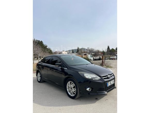Sahibinden Ford Focus 1.6 TDCi Titanium 2013 Model  272.000 km Siyah
