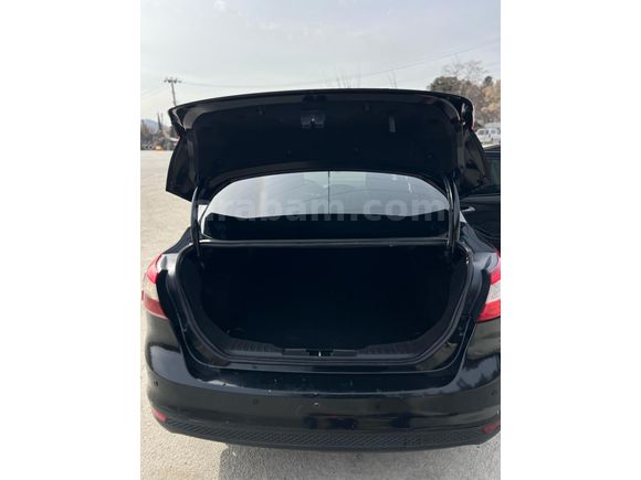 Sahibinden Ford Focus 1.6 TDCi Titanium 2013 Model  272.000 km Siyah