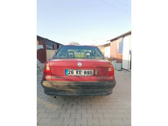 Sahibinden Opel Astra 1.4 GL 1993 Model  363.000 km Bordo