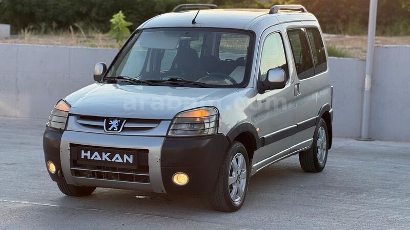 Galeriden Peugeot Partner 2.0 HDI 2006 Model Mersin 300.000 km Gri (Gümüş)
