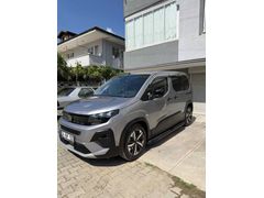 Sahibinden Peugeot Rifter 1.5 BlueHDI GT 2025 Model 