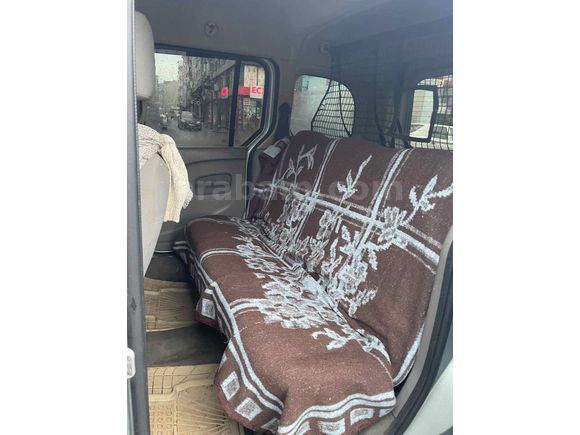 Sahibinden Renault Kangoo Multix 1.5 dCi Expression 2010 Model 