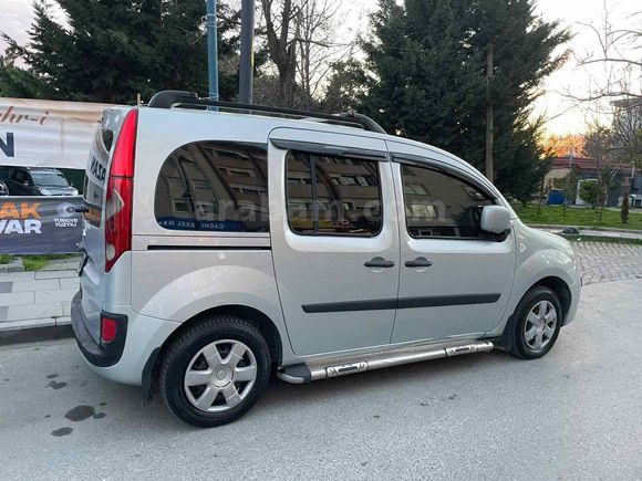 Sahibinden Renault Kangoo Multix 1.5 dCi Expression 2010 Model 