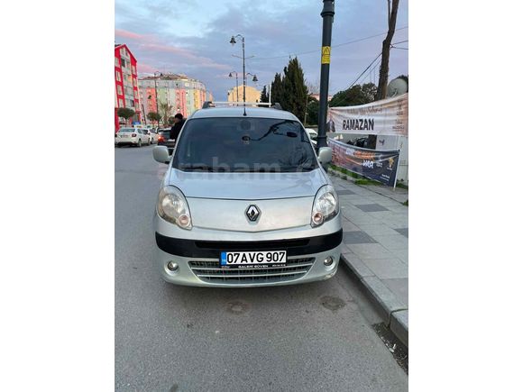 Sahibinden Renault Kangoo Multix 1.5 dCi Expression 2010 Model 