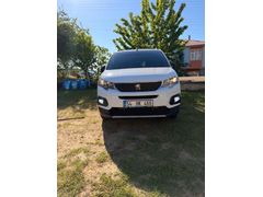 Sahibinden Peugeot Rifter 1.5 BlueHDI Allure 2023 Model  48.300 km Beyaz