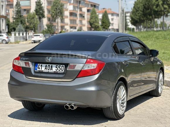 2012 FB7 HONDA CİVİC 130 BİN KM TERTEMİZ