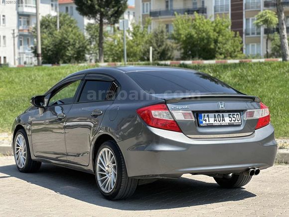2012 FB7 HONDA CİVİC 130 BİN KM TERTEMİZ