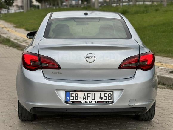 DEĞİŞENSİZ 2017 EDİTİON PLUS 130 KM OPEL ASTRA