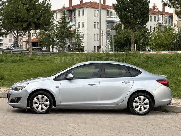 DEĞİŞENSİZ 2017 EDİTİON PLUS 130 KM OPEL ASTRA