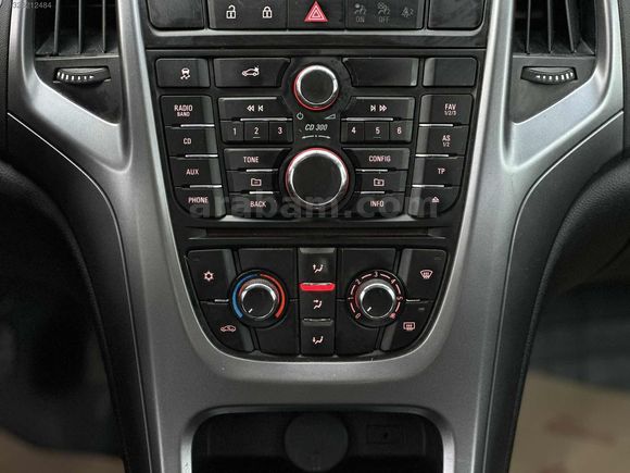 DEĞİŞENSİZ 2017 EDİTİON PLUS 130 KM OPEL ASTRA