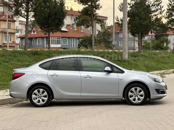 DEĞİŞENSİZ 2017 EDİTİON PLUS 130 KM OPEL ASTRA