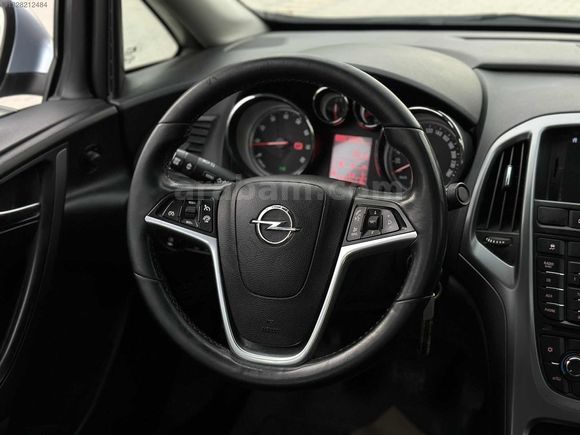 DEĞİŞENSİZ 2017 EDİTİON PLUS 130 KM OPEL ASTRA